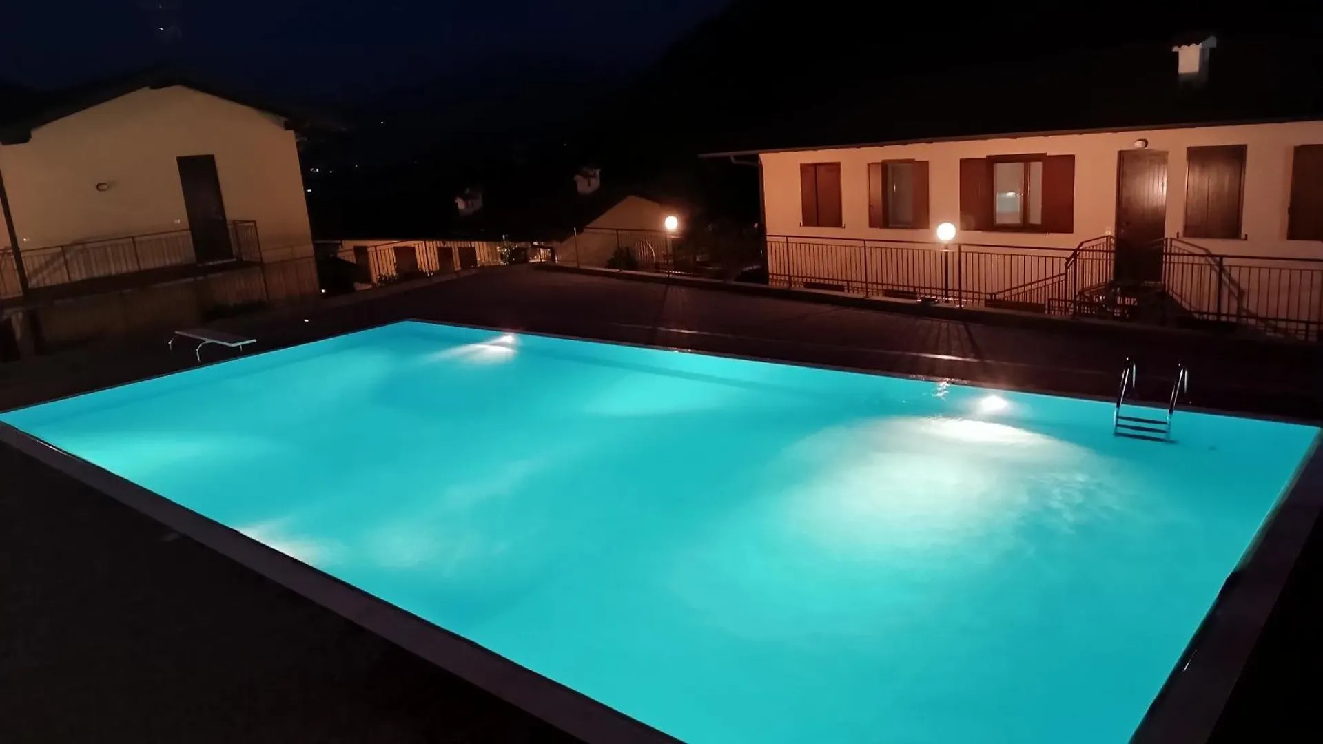 Casa Vacanza Ranzanico Lago, Lago Di Endine - Relax E Natura Tutta Da Vivere 0*,