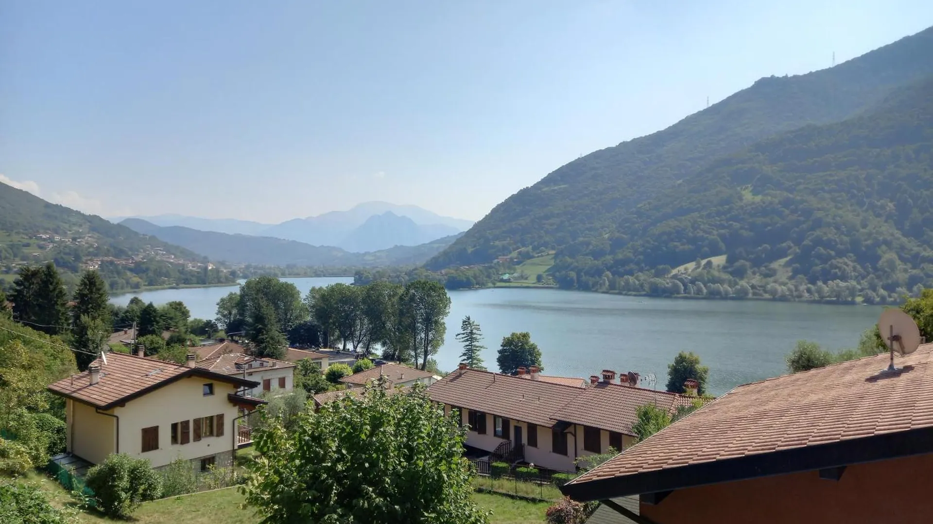 Casa Vacanza Ranzanico Lago, Lago Di Endine - Relax E Natura Tutta Da Vivere 0*,  Italy